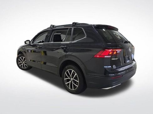 Used 2021 Volkswagen Tiguan S image 3