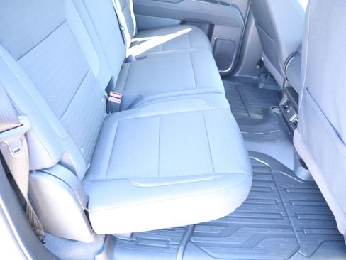 New 2026 GMC Sierra 1500 SLE w/ Max Trailering Package image 17