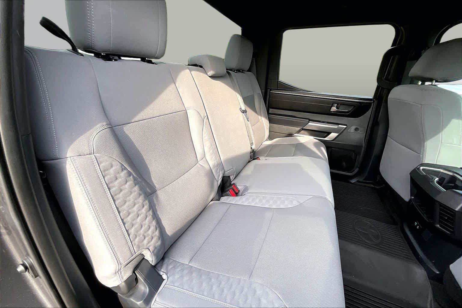 Used 2025 Toyota Tundra SR5 AWD/4WD image 19
