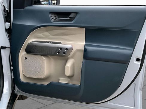 Used 2026 Ford Maverick Lariat AWD/4WD image 23