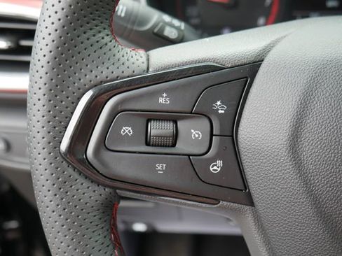 Used 2023 Chevrolet TrailBlazer RS w/ Convenience Package image 15