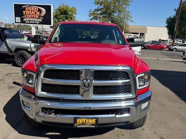 Used 2018 RAM 3500 Tradesman w/ Chrome Appearance Group AWD/4WD image 33