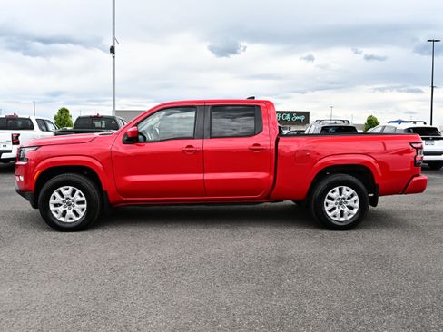 Certified 2022 Nissan Frontier SV w/ Technology Package AWD/4WD image 5