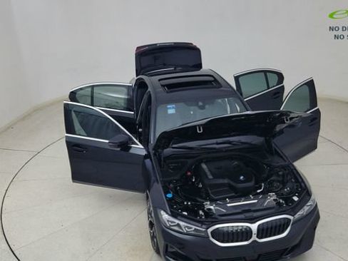 Used 2025 BMW 330i xDrive Sedan AWD/4WD image 84