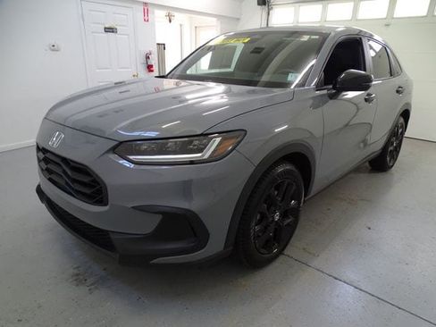 Used 2024 Honda HR-V Sport image 17