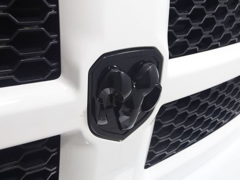 Used 2019 RAM 1500 Express w/ Express Value Package AWD/4WD image 13