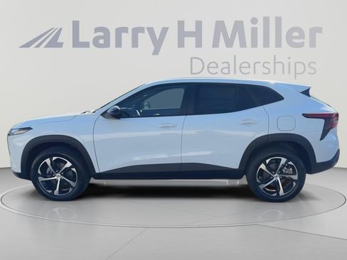 New 2026 Chevrolet Trax RS w/ Driver Confidence Package FWD image 4