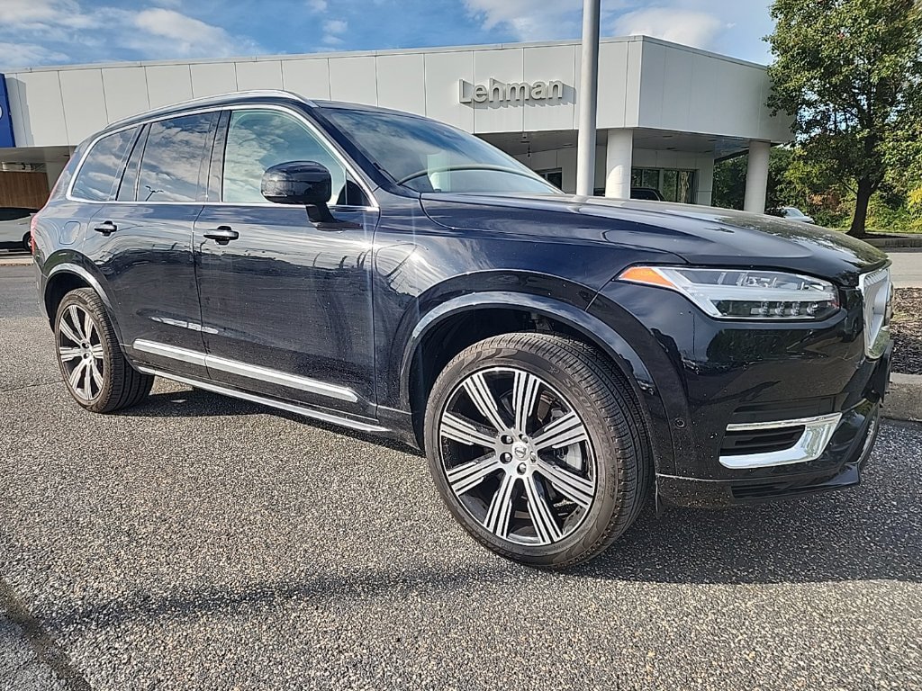 Certified 2025 Volvo XC90 T8 Plus AWD/4WD image 1