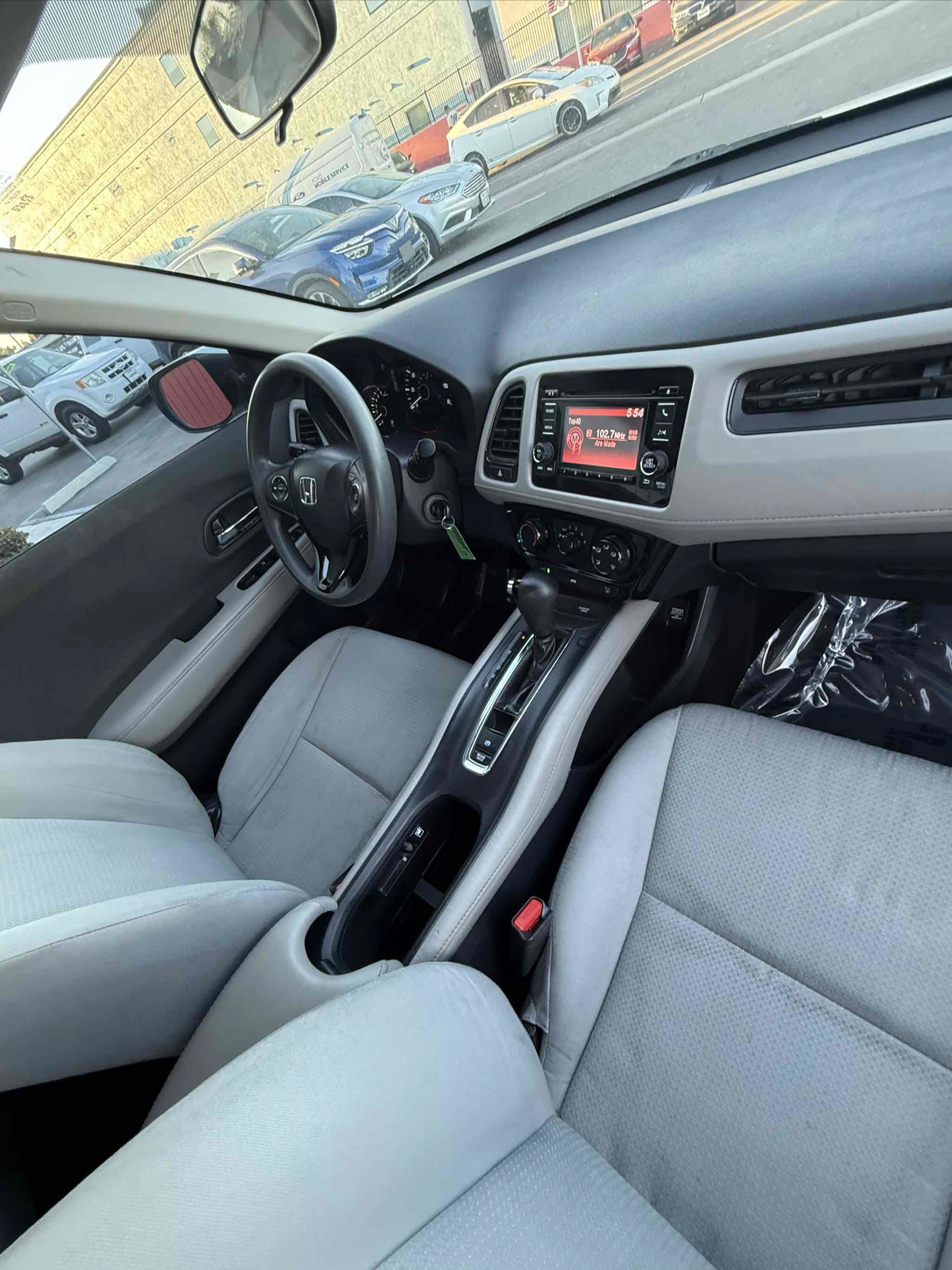 Used 2020 Honda HR-V LX image 59