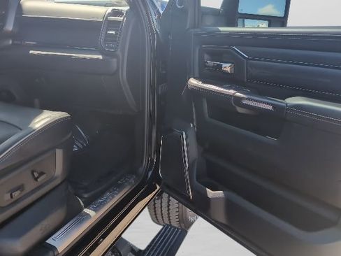 Certified 2023 RAM 3500 Limited image 25