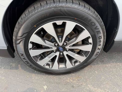 Used 2016 Subaru Outback 2.5i Limited AWD/4WD image 8