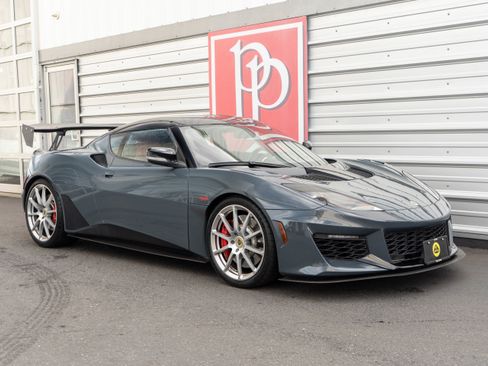 Used 2020 Lotus Evora image 39