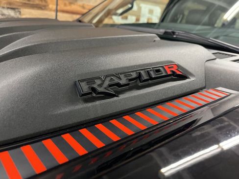 Used 2024 Ford F150 Raptor w/ Equipment Group 803A Raptor R AWD/4WD image 10