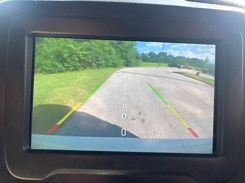 Used 2018 Jeep Renegade Sport w/ Power & Air Group AWD/4WD image 9
