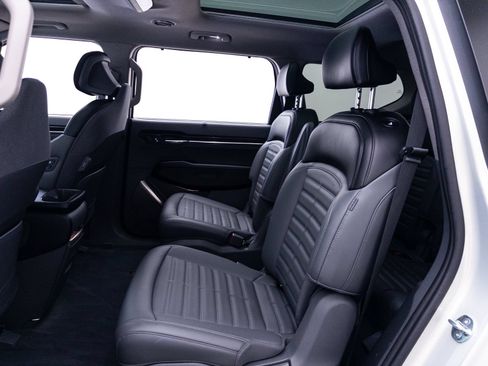 Certified 2024 Kia EV9 Land AWD/4WD image 44