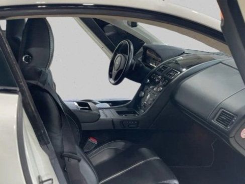 Used 2015 Aston Martin V8 Vantage GT image 13