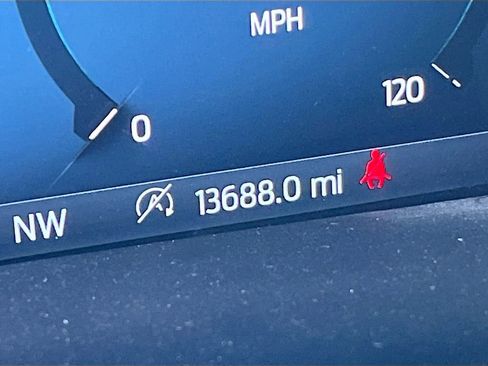 Used 2024 Ford F150 Lariat w/ FX4 Off-Road Package image 12