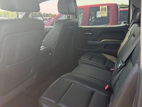 Used 2014 GMC Sierra 1500 SLT w/ All-Terrain Package AWD/4WD image 6