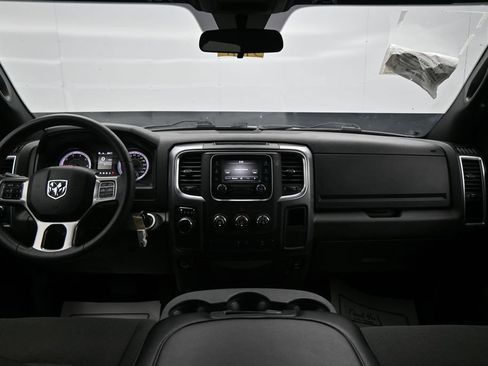 Used 2024 RAM 1500 Warlock RWD image 12