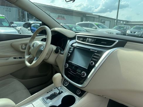 Used 2016 Nissan Murano S w/ Navigation Package FWD image 8