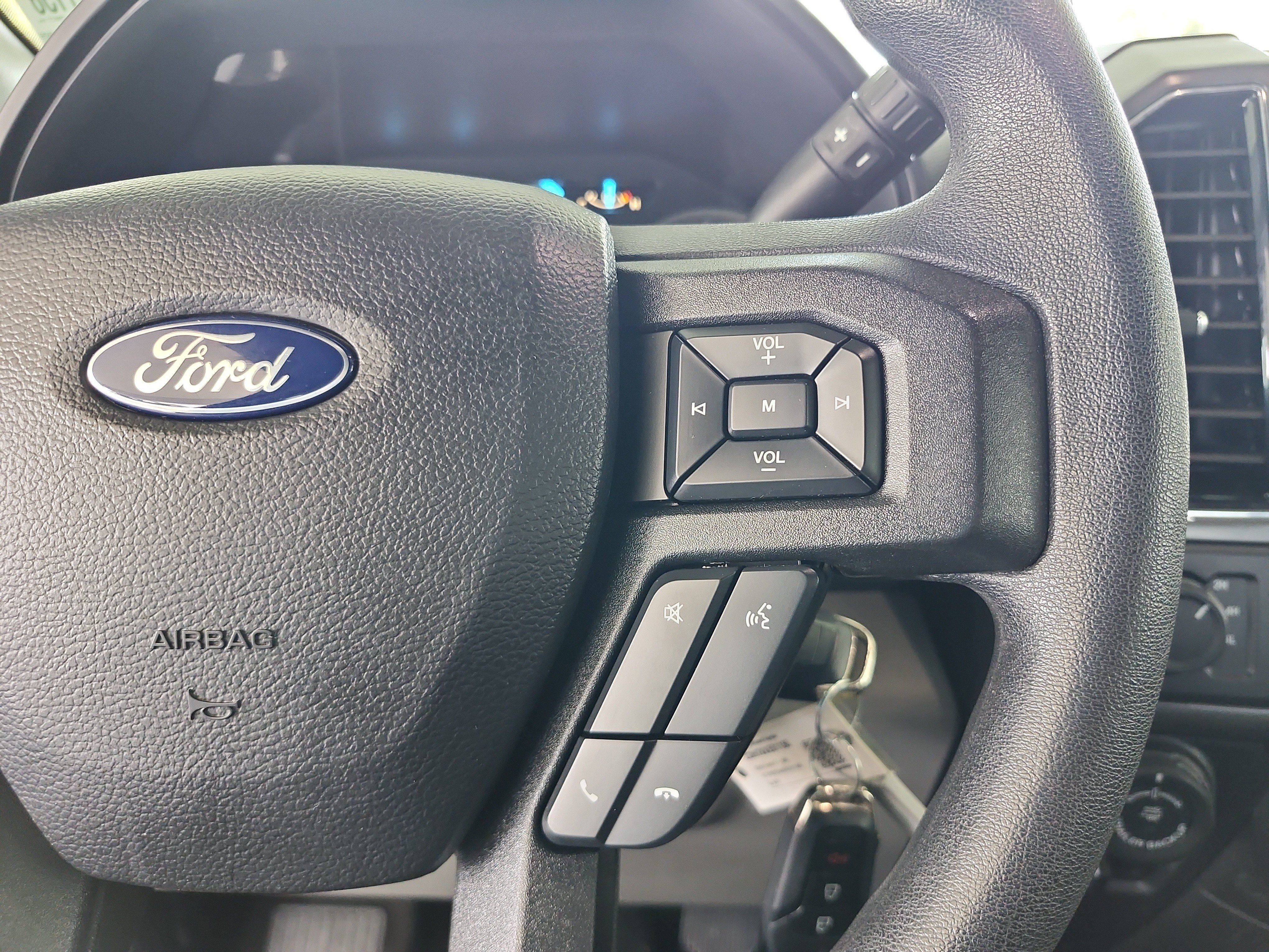 Used 2019 Ford F150 XLT w/ Heavy-Duty Payload Package AWD/4WD image 27