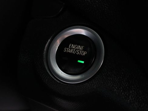 Used 2019 Chevrolet Equinox LT w/ Driver Convenience Package FWD image 36