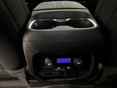 New 2026 Chevrolet Traverse LT w/ Driver Confidence Package image 32