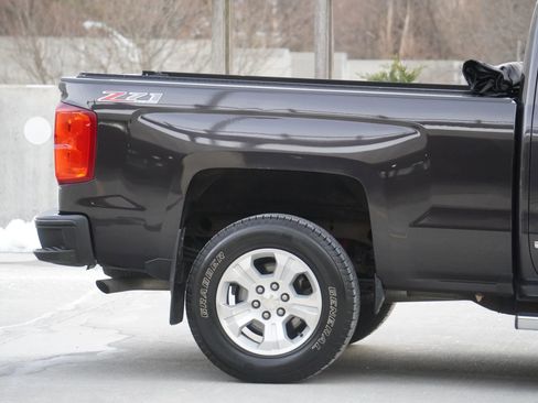 Used 2016 Chevrolet Silverado 1500 LTZ Z71 w/ LTZ Plus Package AWD/4WD image 39