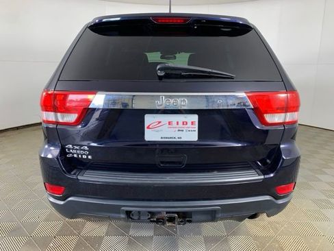 Used 2011 Jeep Grand Cherokee Laredo w/ Security & Convenience Group AWD/4WD image 12