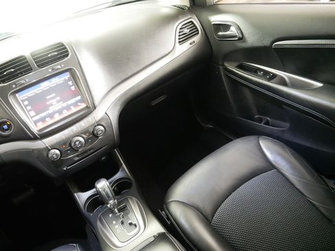 Used 2015 Dodge Journey Crossroad w/ Flexible Seating Group AWD/4WD image 11