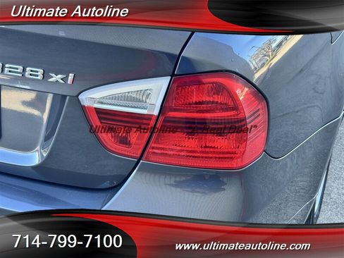Used 2007 BMW 328xi Sedan image 10