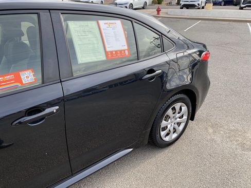 Used 2020 Toyota Corolla LE image 47