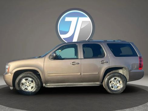 Used 2014 Chevrolet Tahoe LT w/ Luxury Package image 10