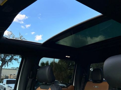 Used 2016 Ford F150 Limited w/ Trailer Tow Package image 30