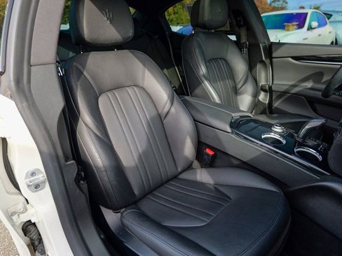 Used 2022 Maserati Ghibli Modena Q4 image 33