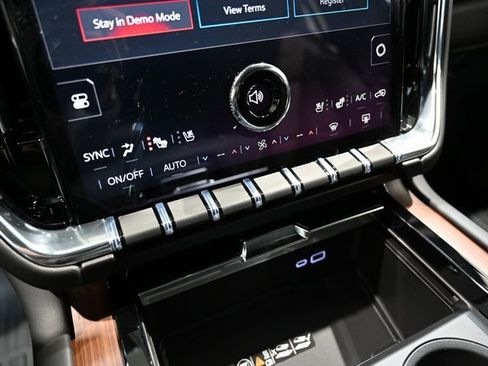 New 2026 GMC Yukon XL Denali image 18