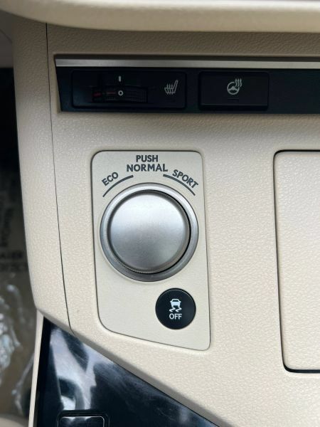 Used 2013 Lexus ES 350 w/ Premium Pkg FWD image 37