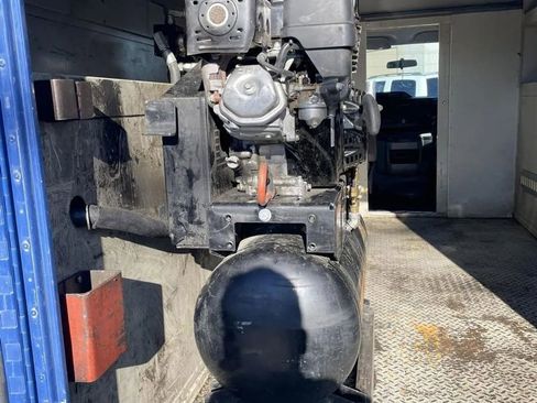 Used 2012 Ford E-350 and Econoline 350 Super Duty w/ PWR Locks & Windows Group image 5