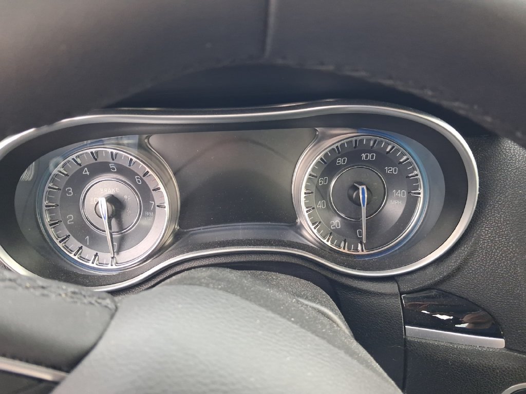 Used 2023 Chrysler 300 Touring L AWD/4WD image 14