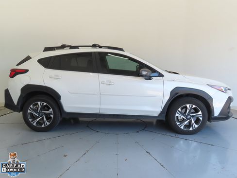 Used 2024 Subaru Crosstrek 2.0i Premium AWD/4WD image 2