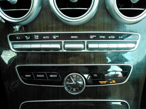 Used 2019 Mercedes-Benz C 300 C Class image 46