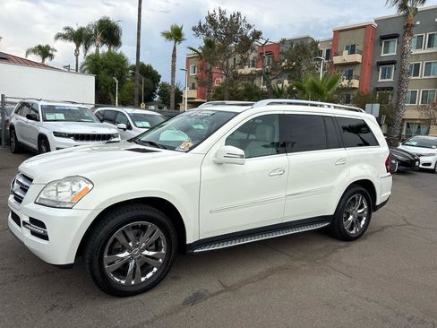 Used 2012 Mercedes-Benz GL 450 4MATIC image 3