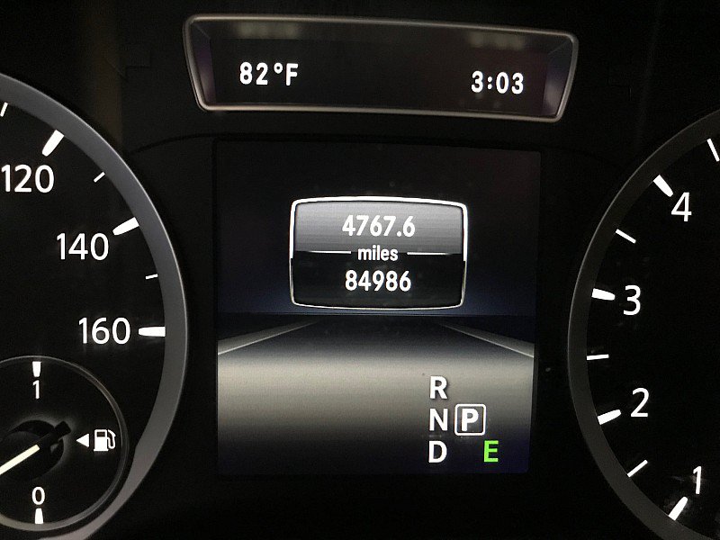 Used 2017 INFINITI QX30 Premium w/ Navigation Package FWD image 23