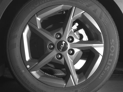 Used 2025 Kia K4 LXS image 14