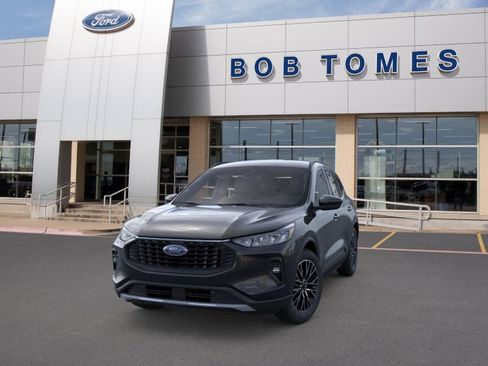 New 2026 Ford Escape SE FWD image 2