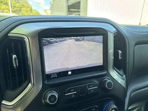 Used 2019 Chevrolet Silverado 1500 RST image 21