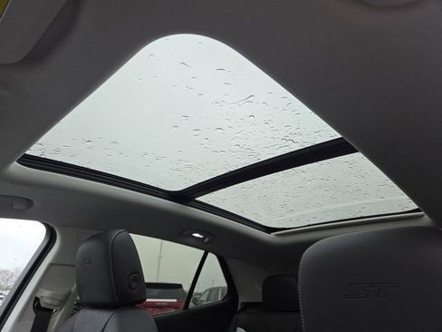 New 2026 Buick Envision Sport Touring image 3