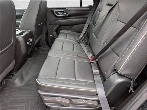 Used 2023 GMC Yukon SLT image 18