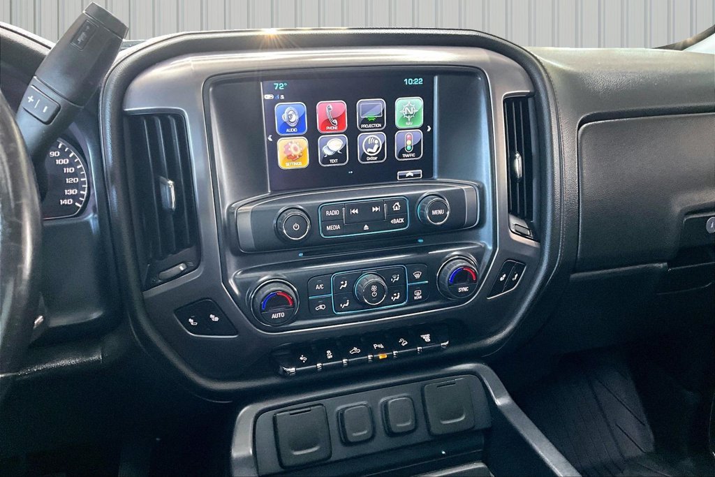Used 2018 GMC Sierra 2500 SLT w/ All Terrain HD Package AWD/4WD image 9