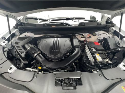 Used 2026 Chevrolet Traverse LT FWD image 16